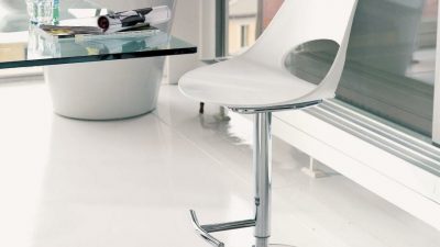 Barska stolica Shark