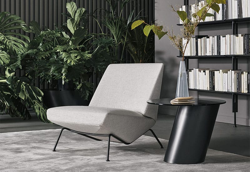 fotelja sleek bonaldo za uredjenje dnevne sobe sa trpezarijom