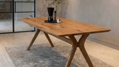 Trpezarijski sto Country